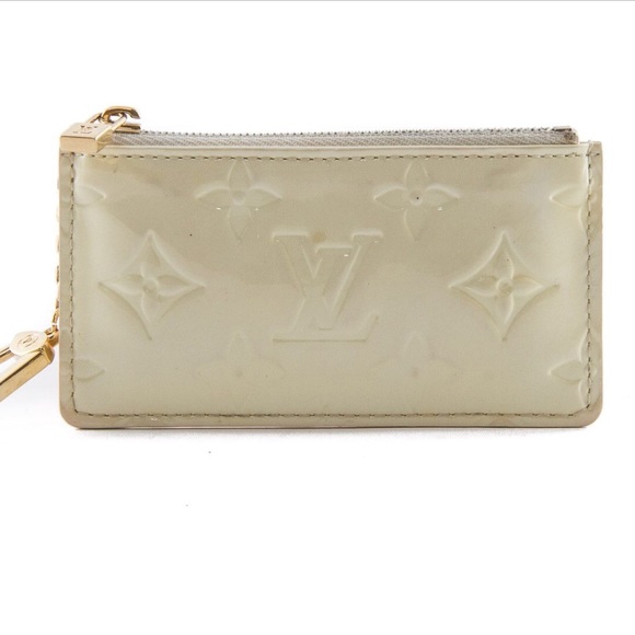 Louis Vuitton Accessories - LOUIS VUITTON wallet